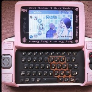 ***FOUND*** ISO Juicy Couture Sidekick II
